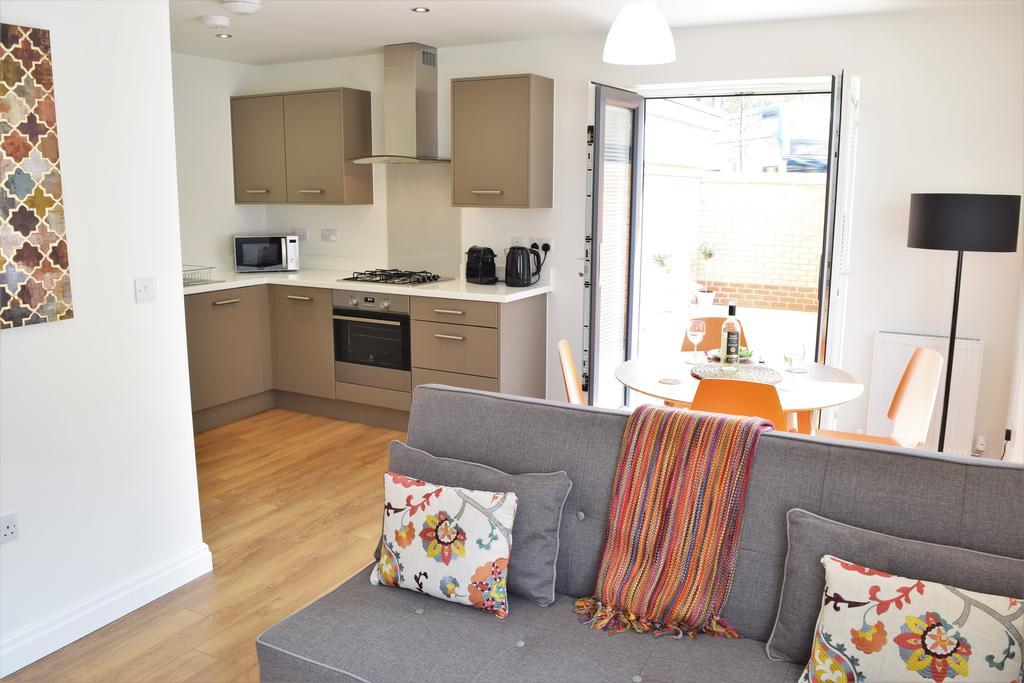 Westlake Apartments Peterborough Luaran gambar